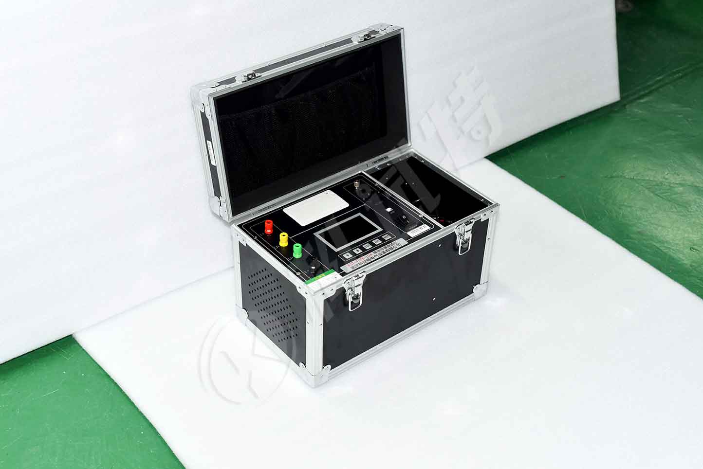 9bdb24ffb8a40bacaad9ab0a935fa10c.jpg KST-410B左侧视图.jpg